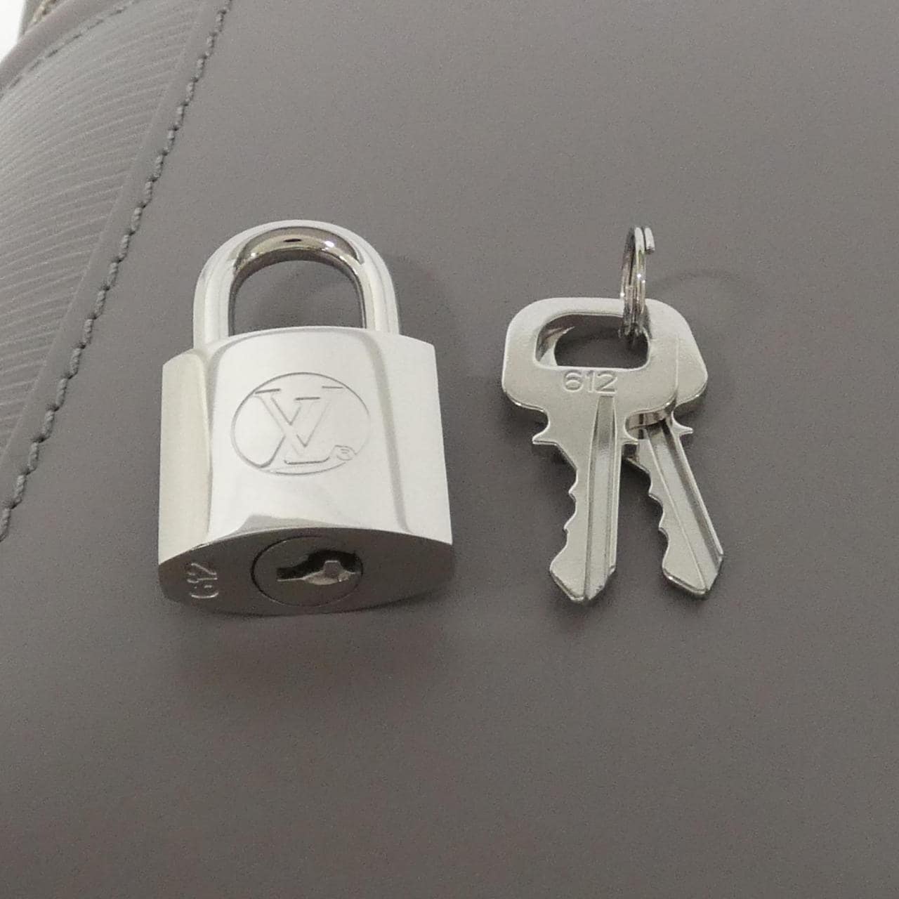 ルイヴィトン エピ カンヌ バッグ