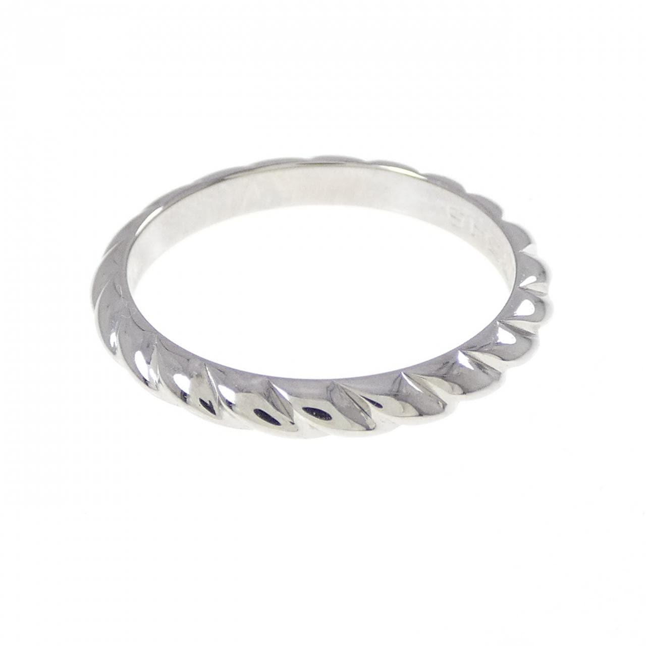 ショーメ トルサード リング