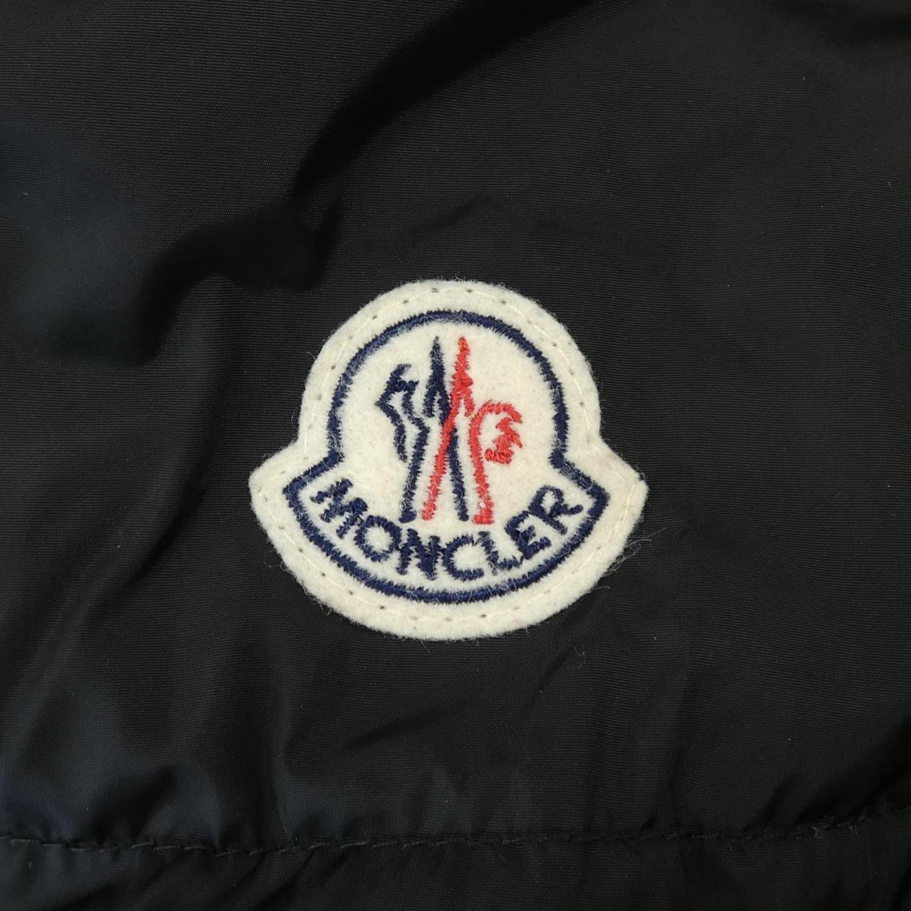 モンクレール MONCLER NESEA ダウンジャケット