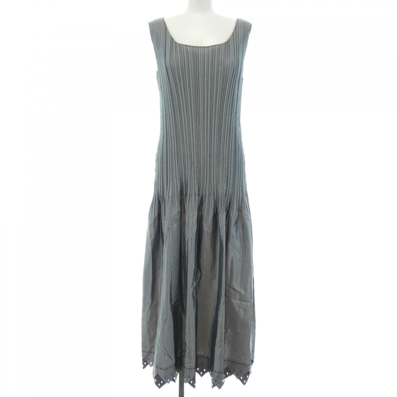 イッセイミヤケ ISSEY MIYAKE IM12FH952 ワンピース