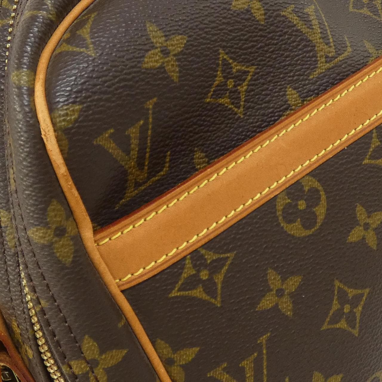 LOUIS VUITTON Monogram Reporter 37 公分 M45252 單肩包