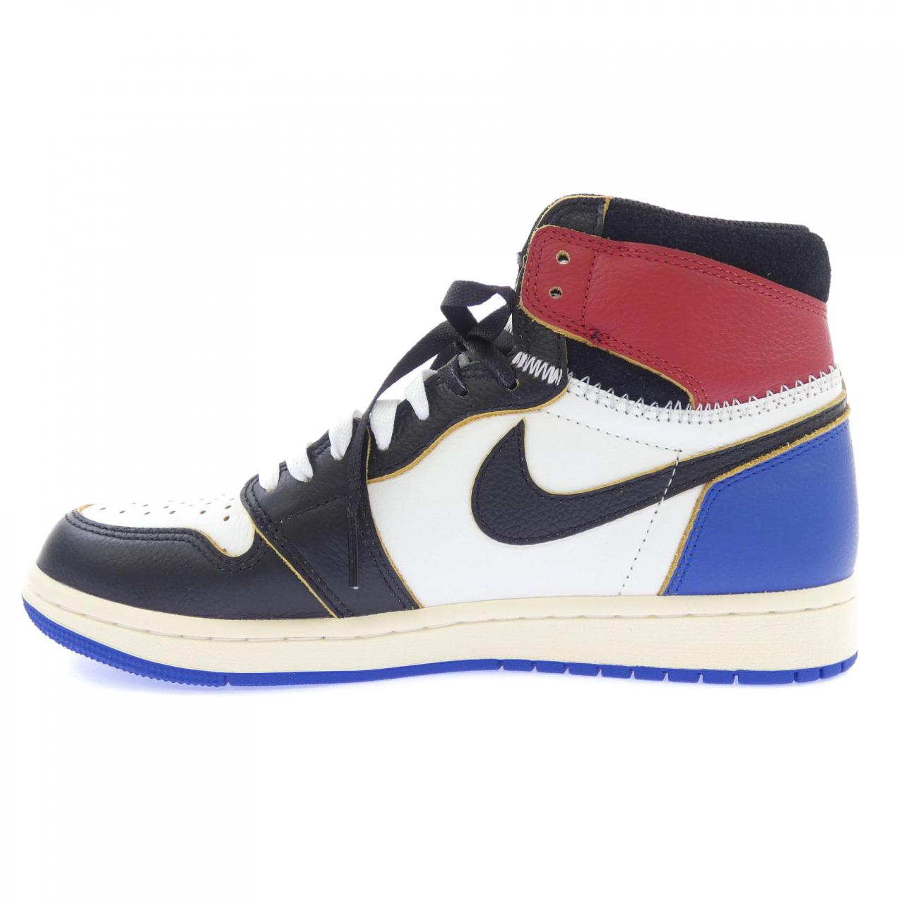 ナイキ NIKE IO7847-002 スニーカー