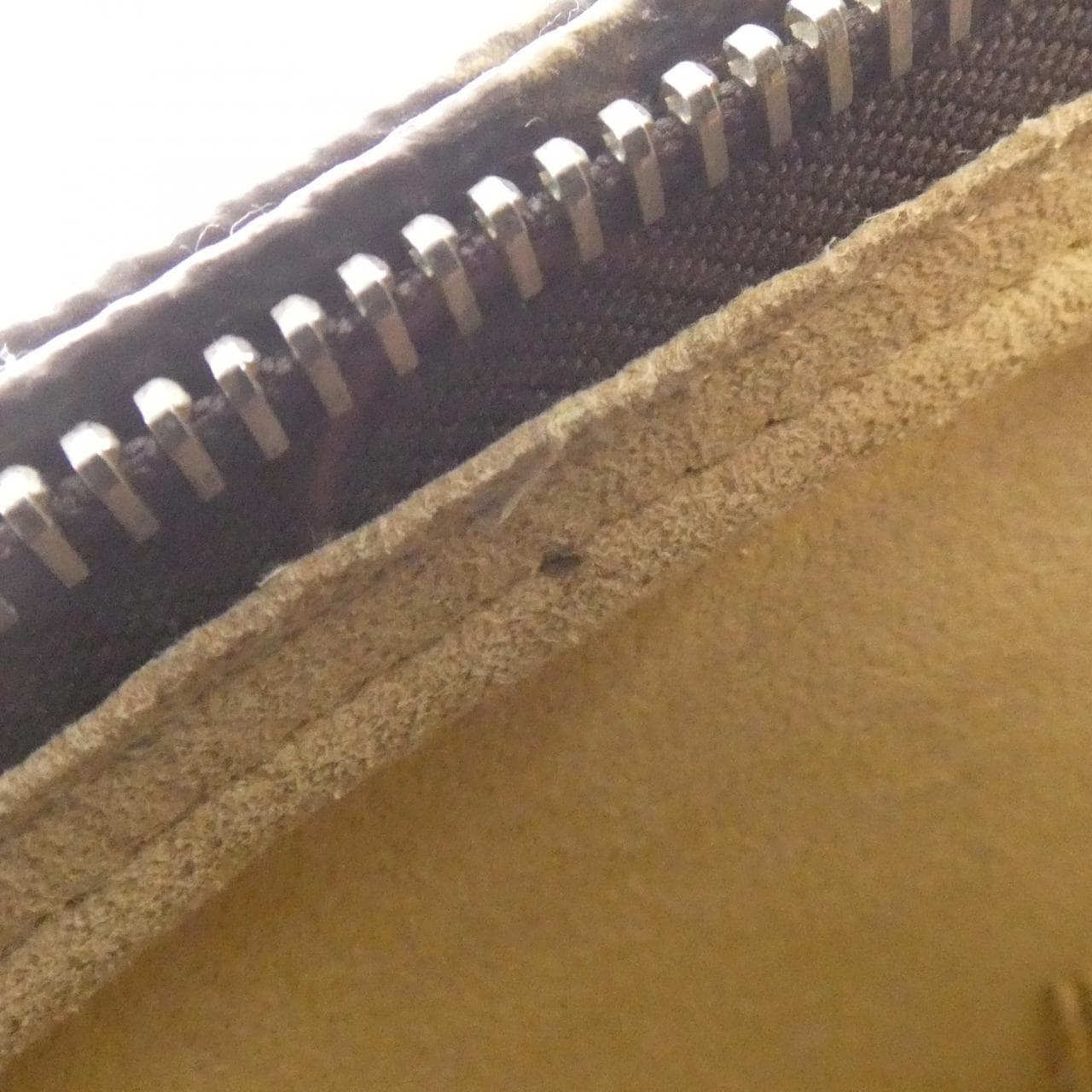 ルイヴィトン モノグラム ルーピング MM M51146 ショルダーバッグ