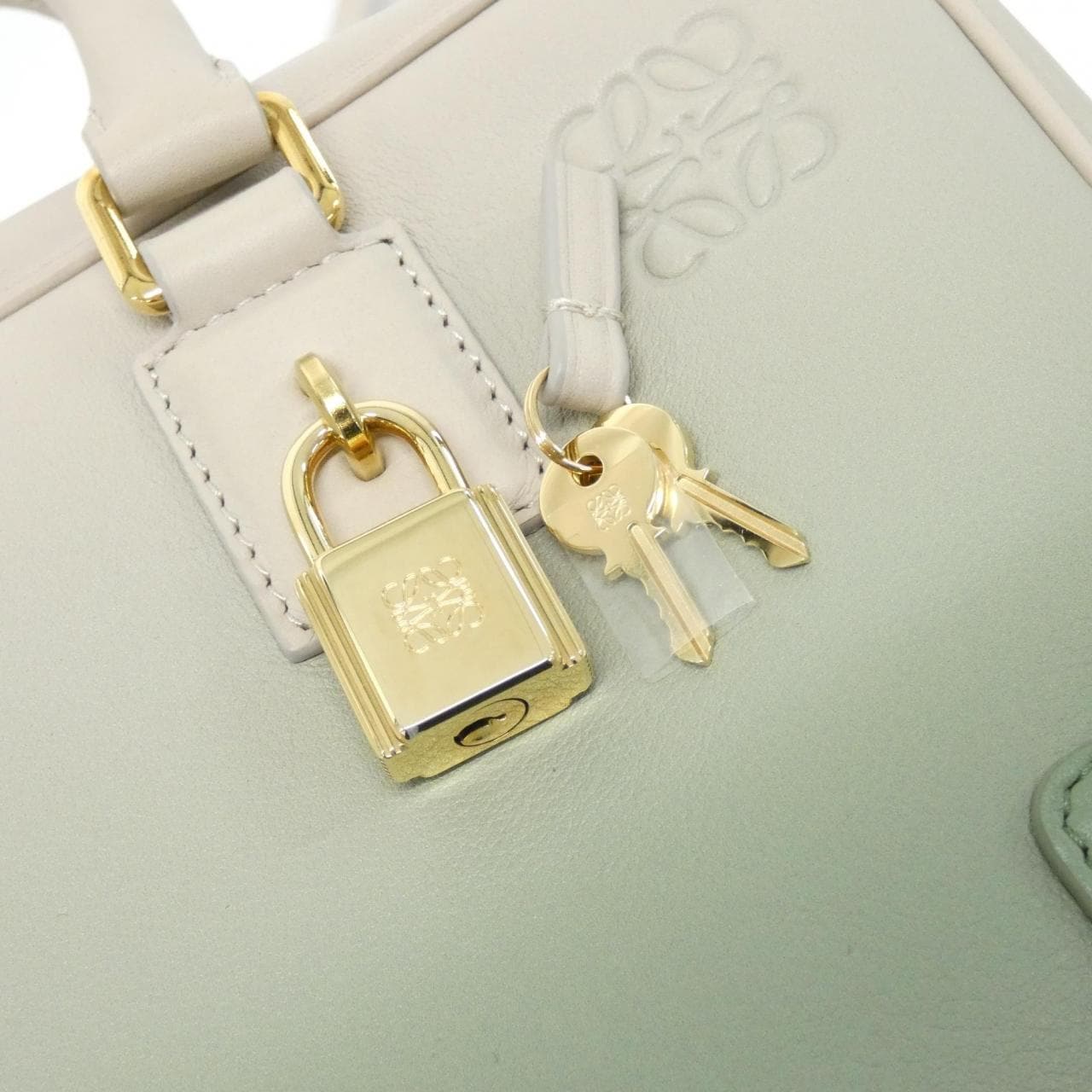 ロエベ AMAZONA 23 23cm A039N07X07 バッグ