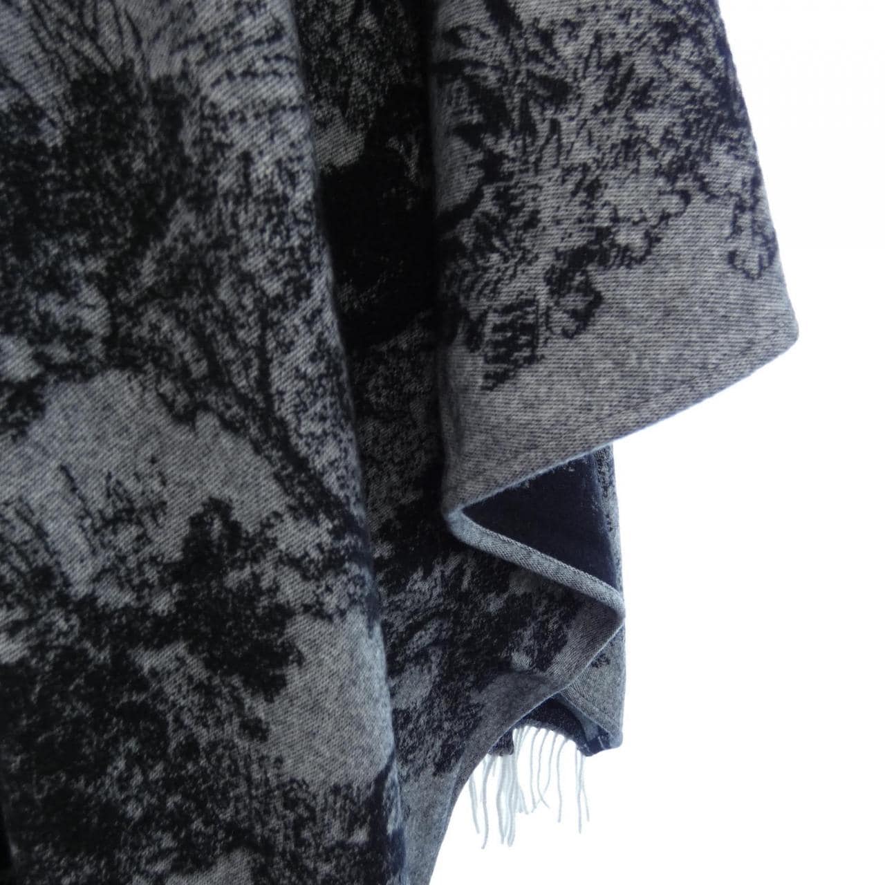 Christian DIOR斗篷 21JOU370I003