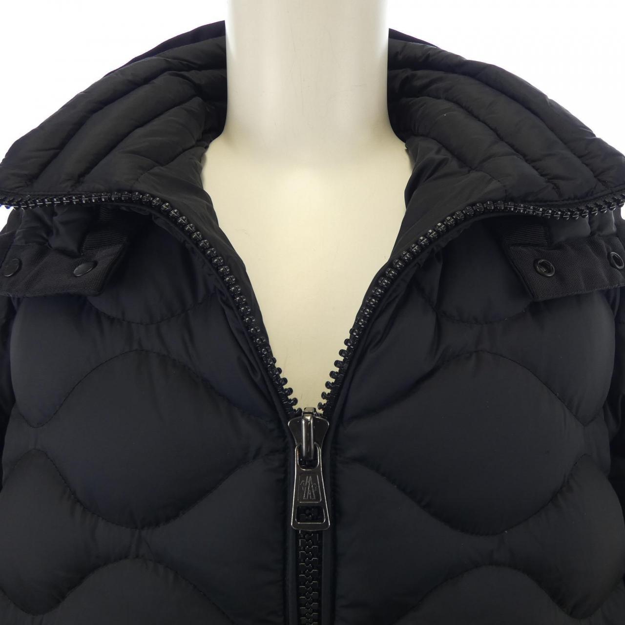 モンクレール MONCLER MORANDIERES ダウンジャケット