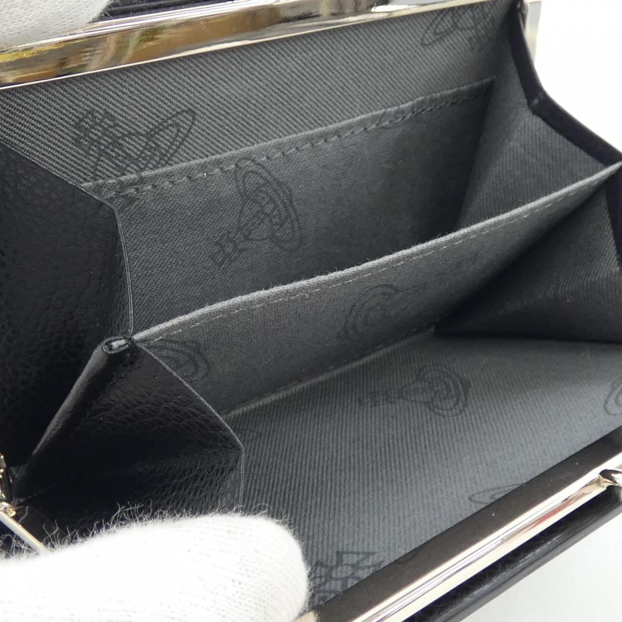 ヴィヴィアンウェストウッド Vivienne Westwood 5107004ZW WALLET