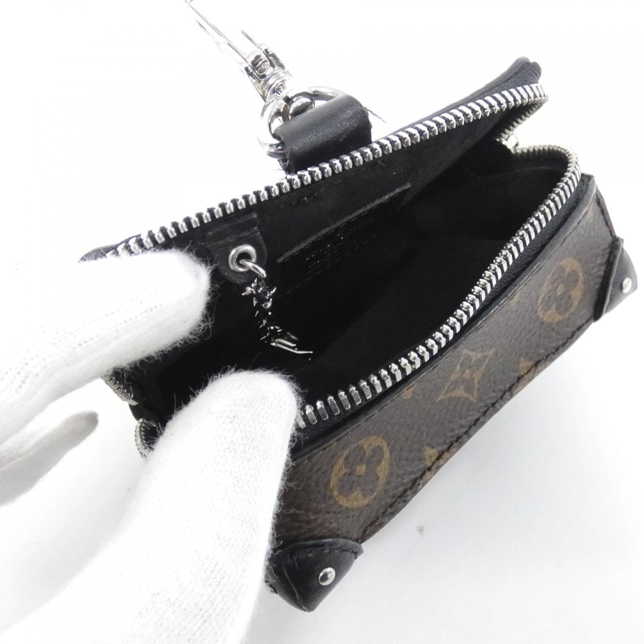 ルイヴィトン モノグラム マカサー ソフト トランク ポーチ M00753 キーリング