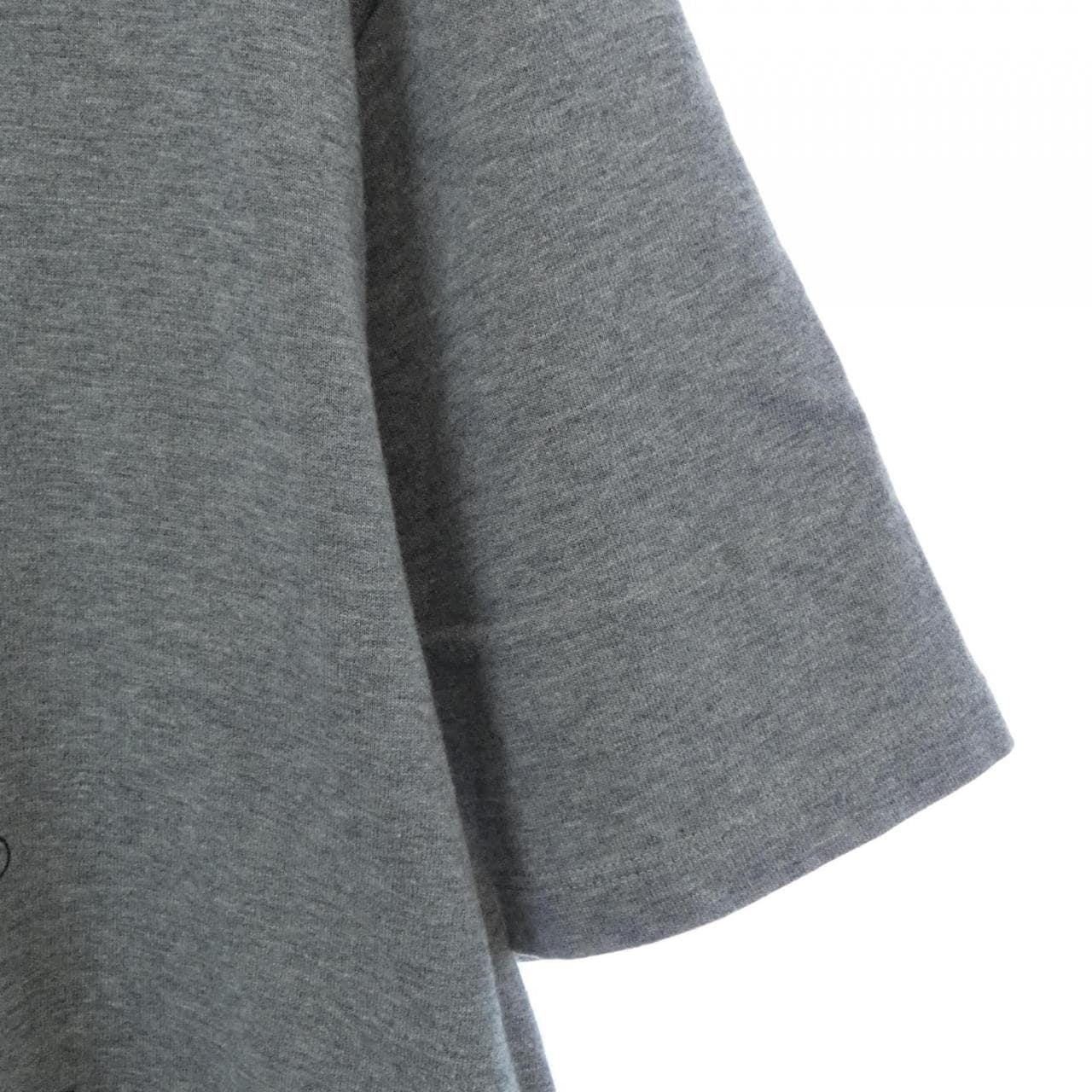 GUCCI 565806 XJB67 T恤