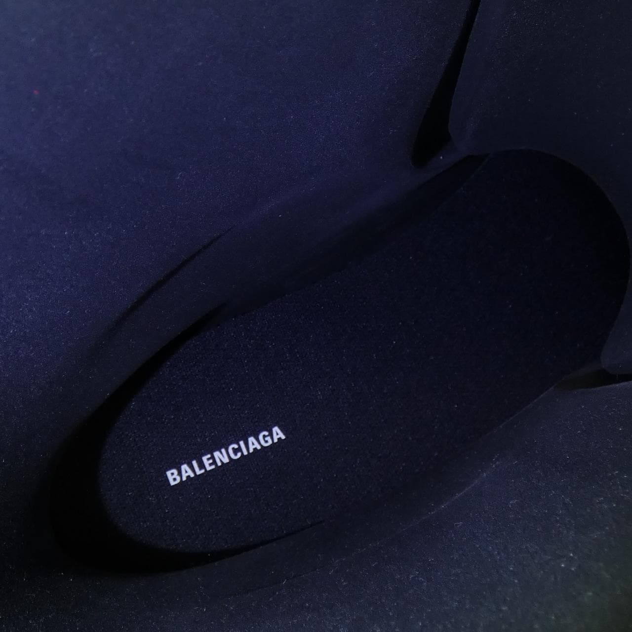 バレンシアガ BALENCIAGA 717807 ブーツ