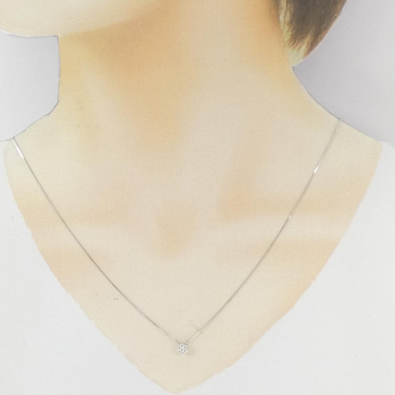 K10WG フラワー ダイヤモンド ネックレス 0.10CT