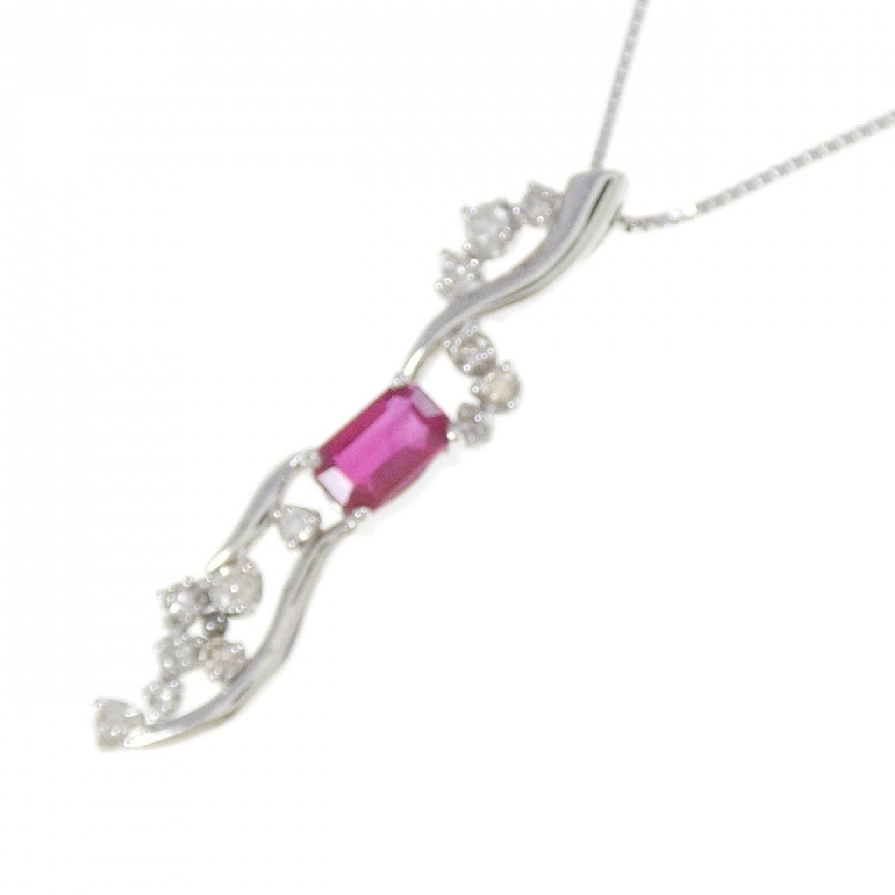 K18WG ルビー ネックレス 0.51CT