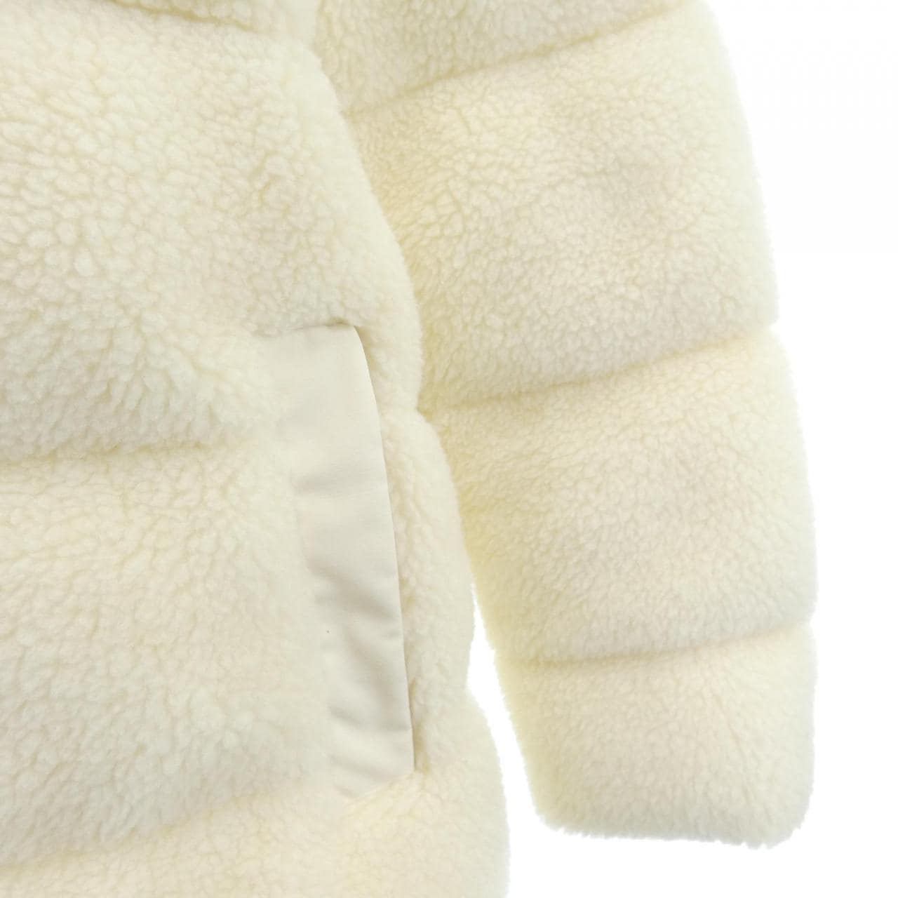 モンクレール MONCLER CHARAMILLON ダウンコート