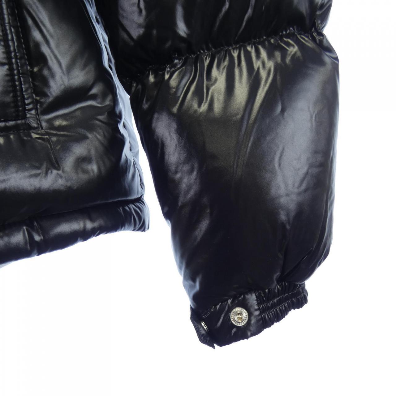 モンクレール MONCLER ダウンジャケット
