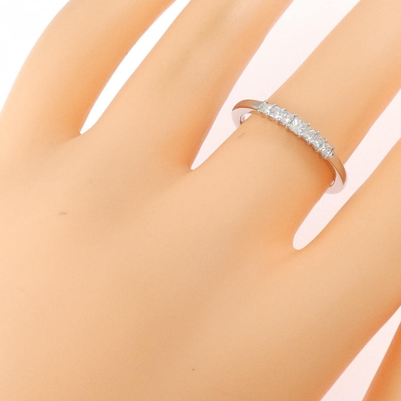 ジーエスティービー ダイヤモンド リング 0.20CT