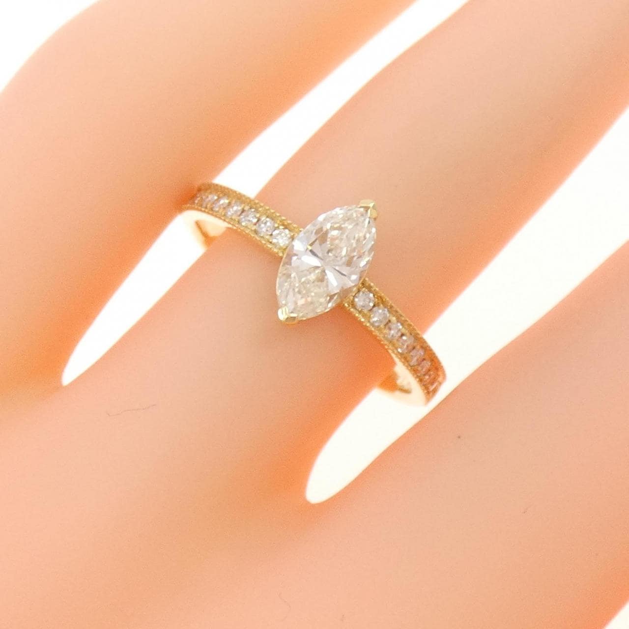 [BRAND NEW] K18YG Diamond Ring 0.61CT