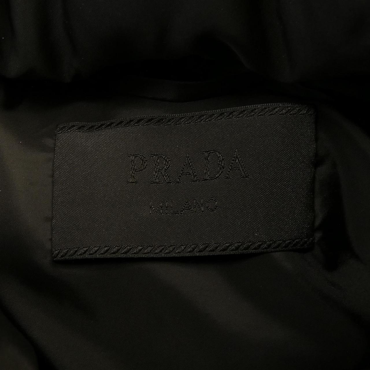 プラダ PRADA トライアングルロゴ SGY091 R132 106O ダウンジャケット