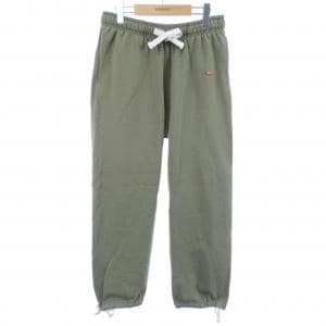 シュプリーム SUPREME Small Box パンツ