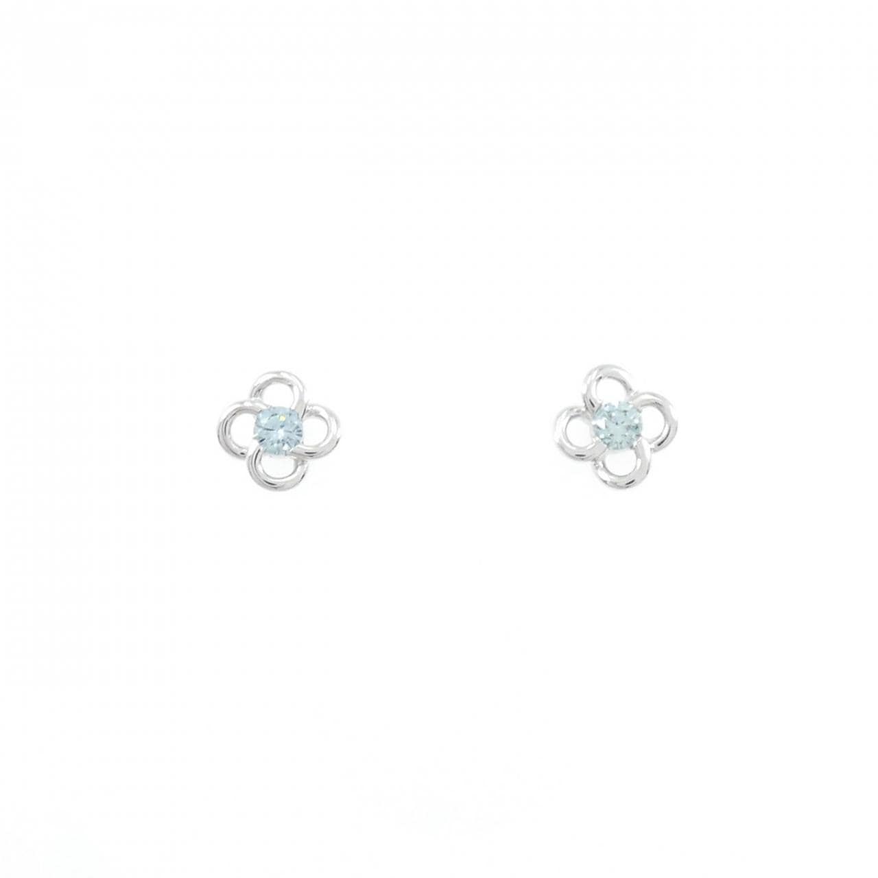 K18WG フラワー ダイヤモンド ピアス