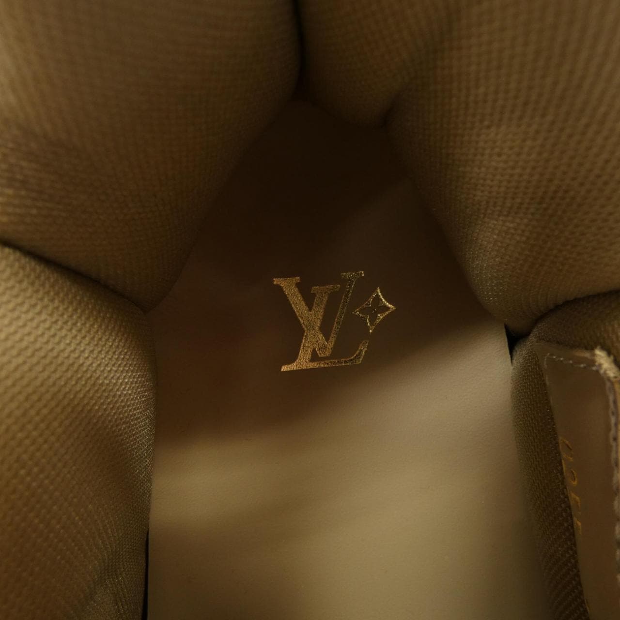 ルイヴィトン LOUIS VUITTON NIGO LVイエティスリッポン シューズ