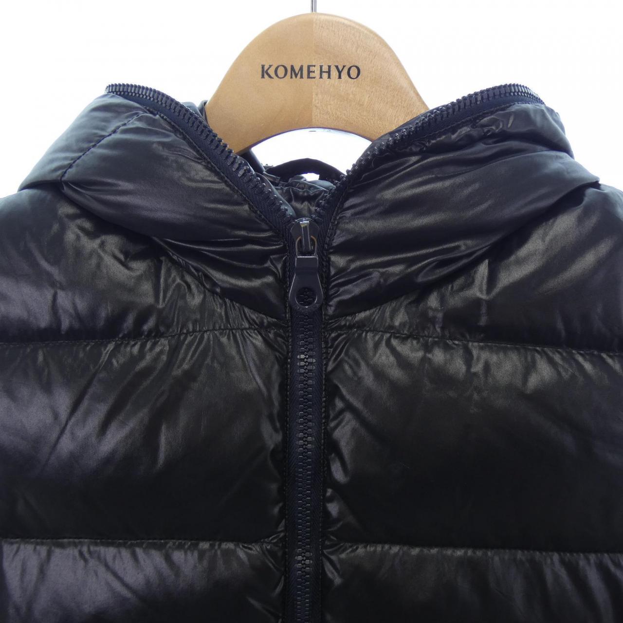 デュベティカ DUVETICA ダウンベスト