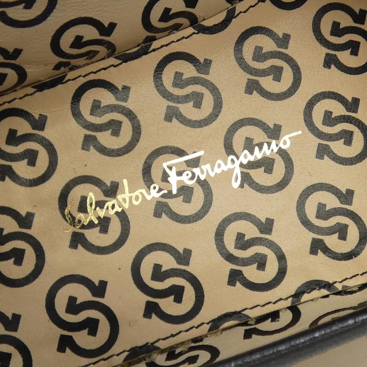 サルヴァトーレフェラガモ SALVATORE FERRAGAMO シューズ