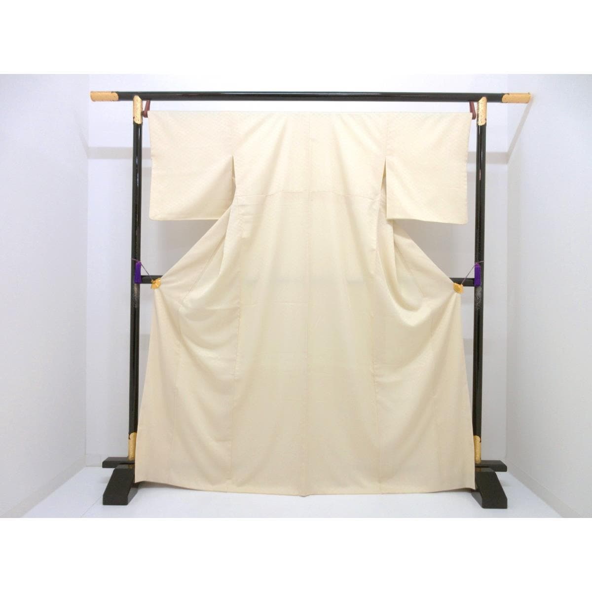 化繊　色無地　身幅Ｌ寸