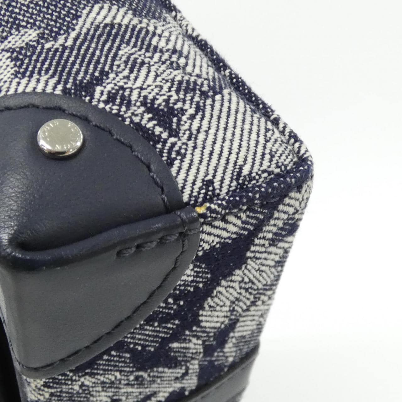 ルイヴィトン モノグラム タペストリー トランク メッセンジャー M57282 ショルダーバッグ