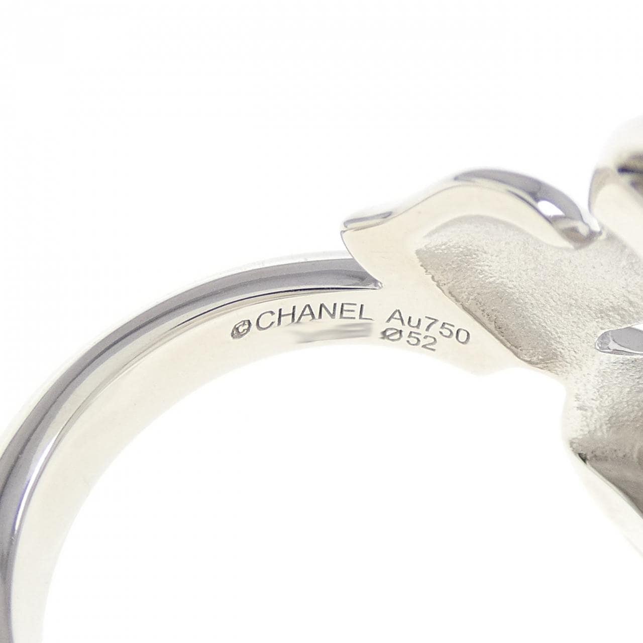 CHANEL camelia large ring