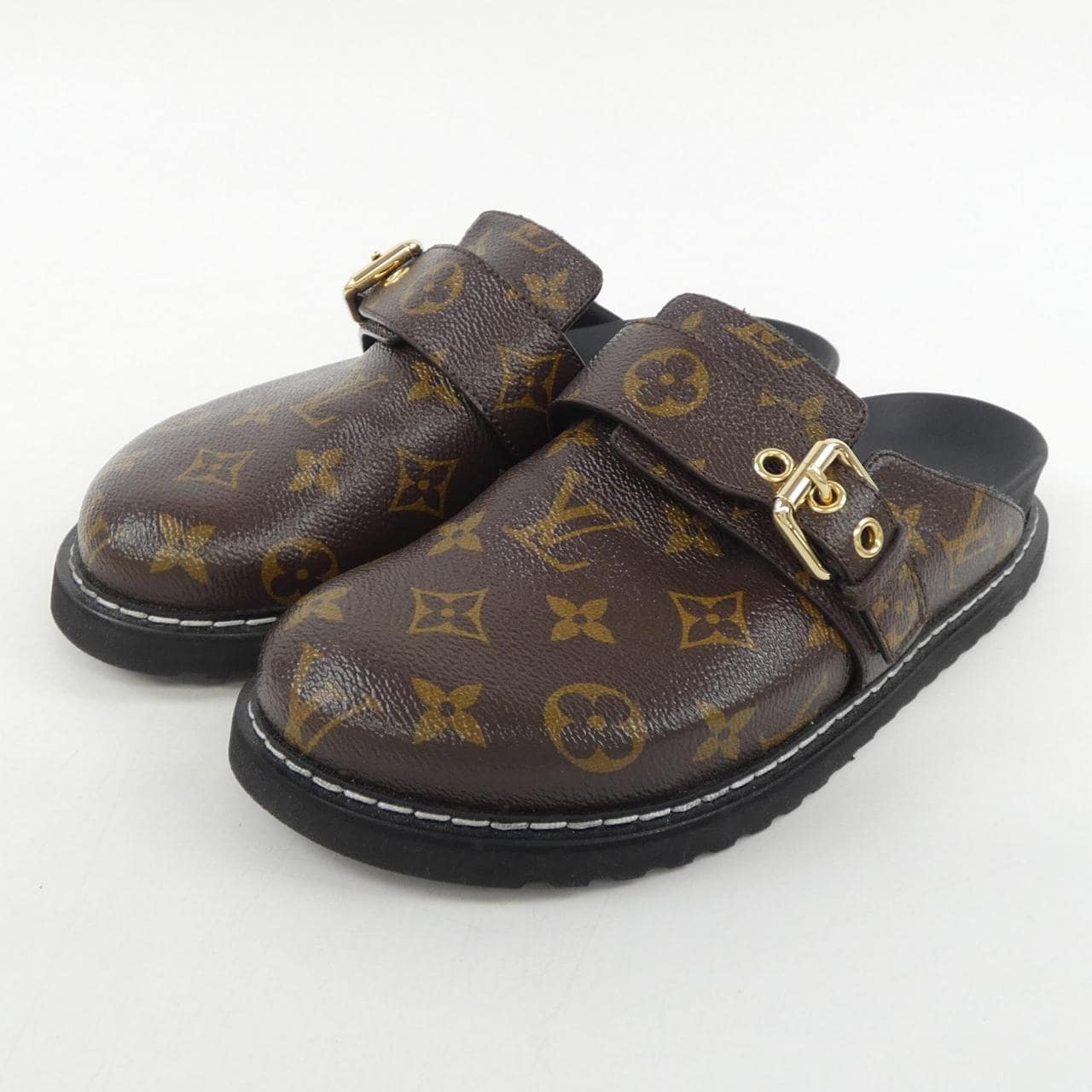 ルイヴィトン LOUIS VUITTON パテントモノグラムキャンパス LV コージーライン サンダル