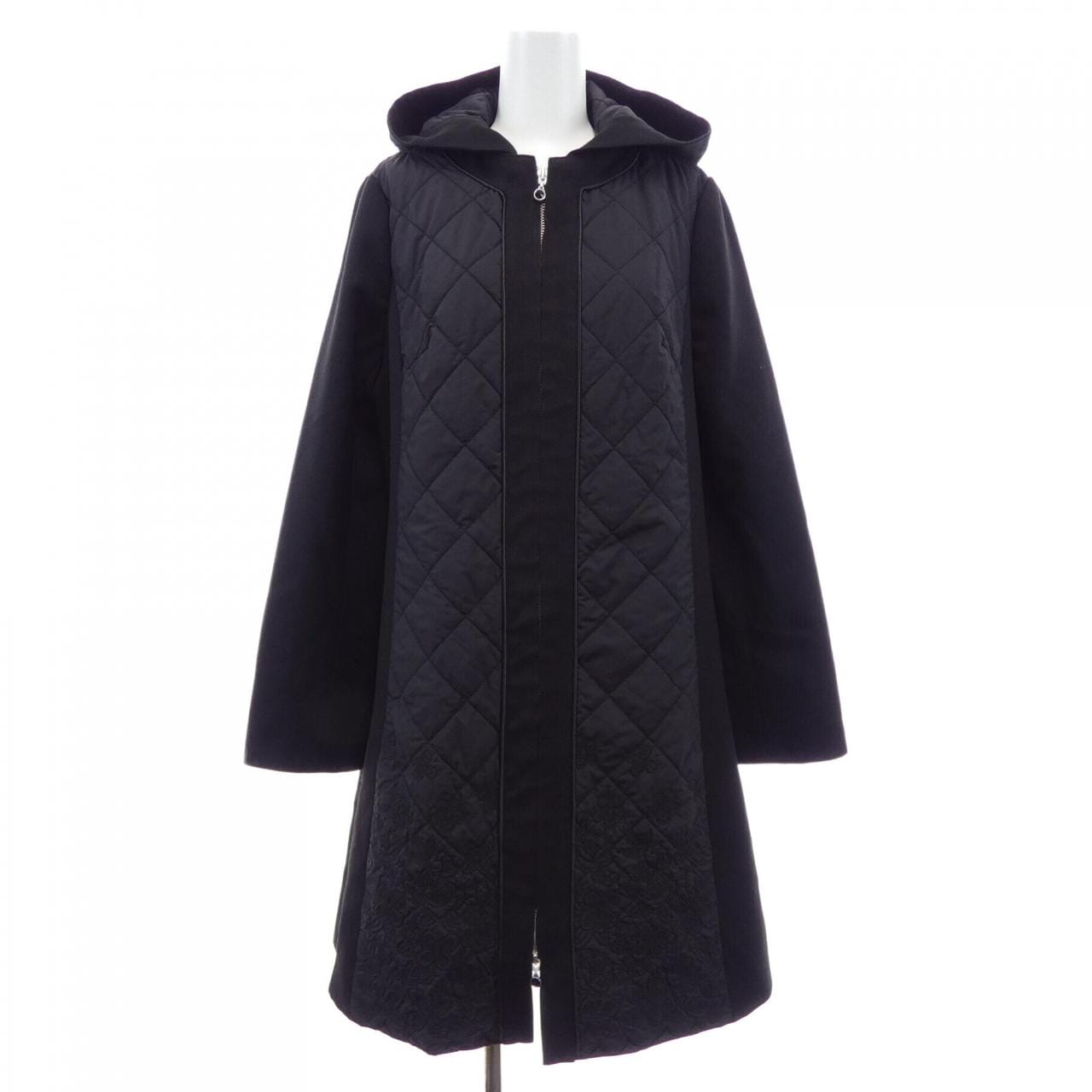トゥービーシック TO BE CHIC コート