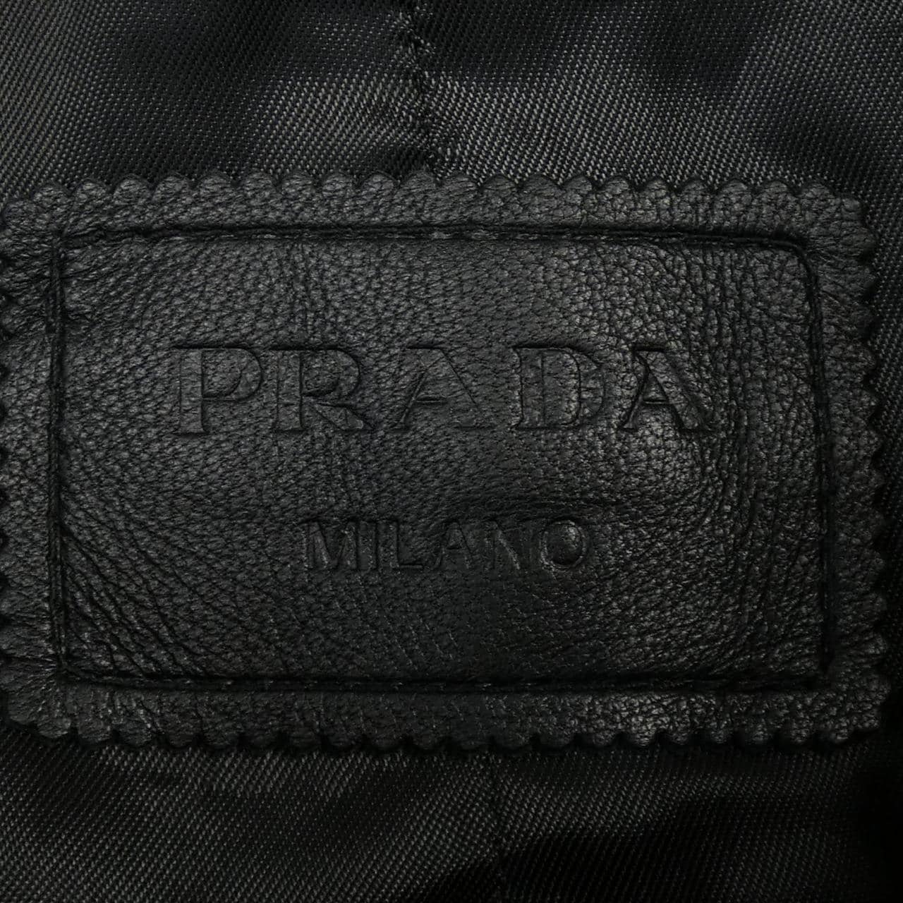 プラダ PRADA レザーコート