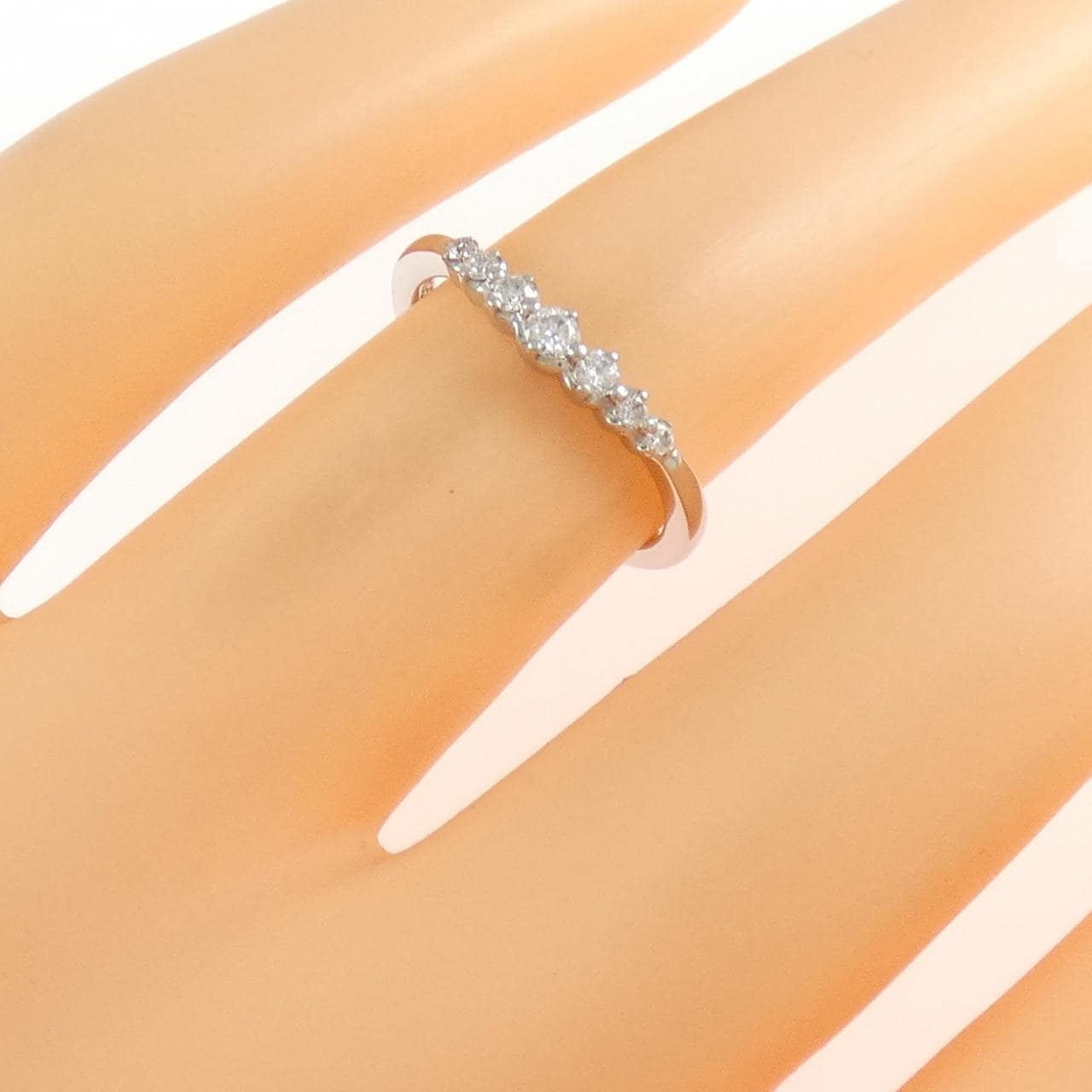 4゜C Diamond ring