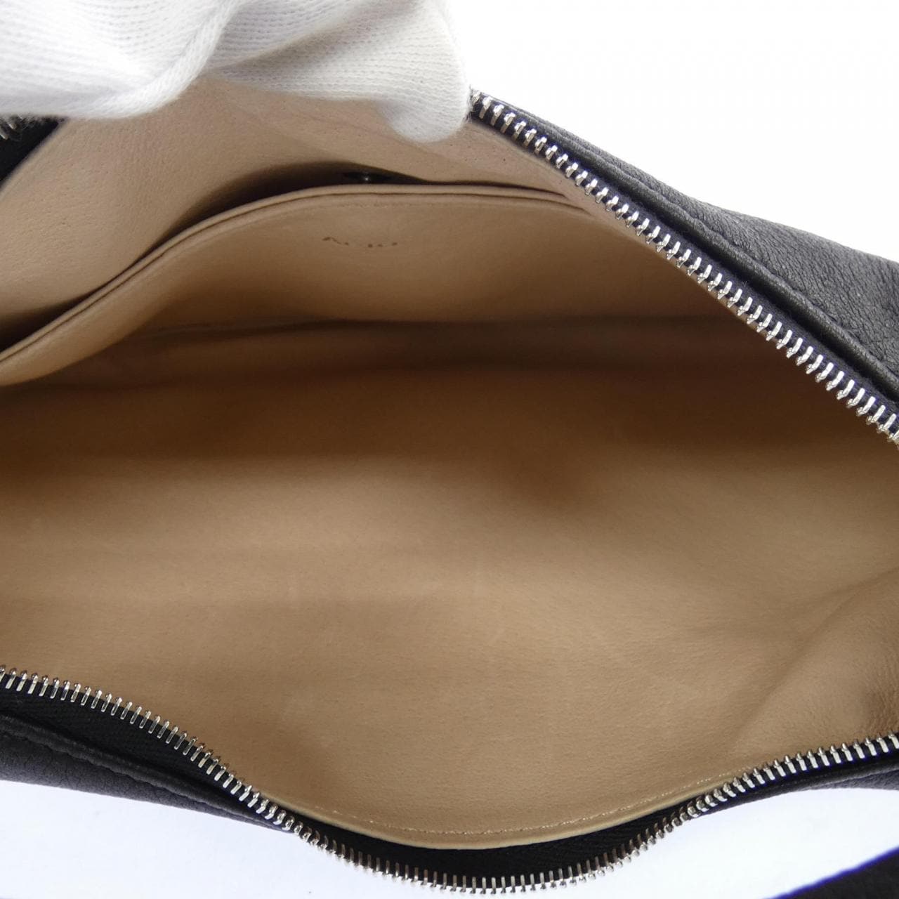 AETA ROUND ONE SHOULDER BAG