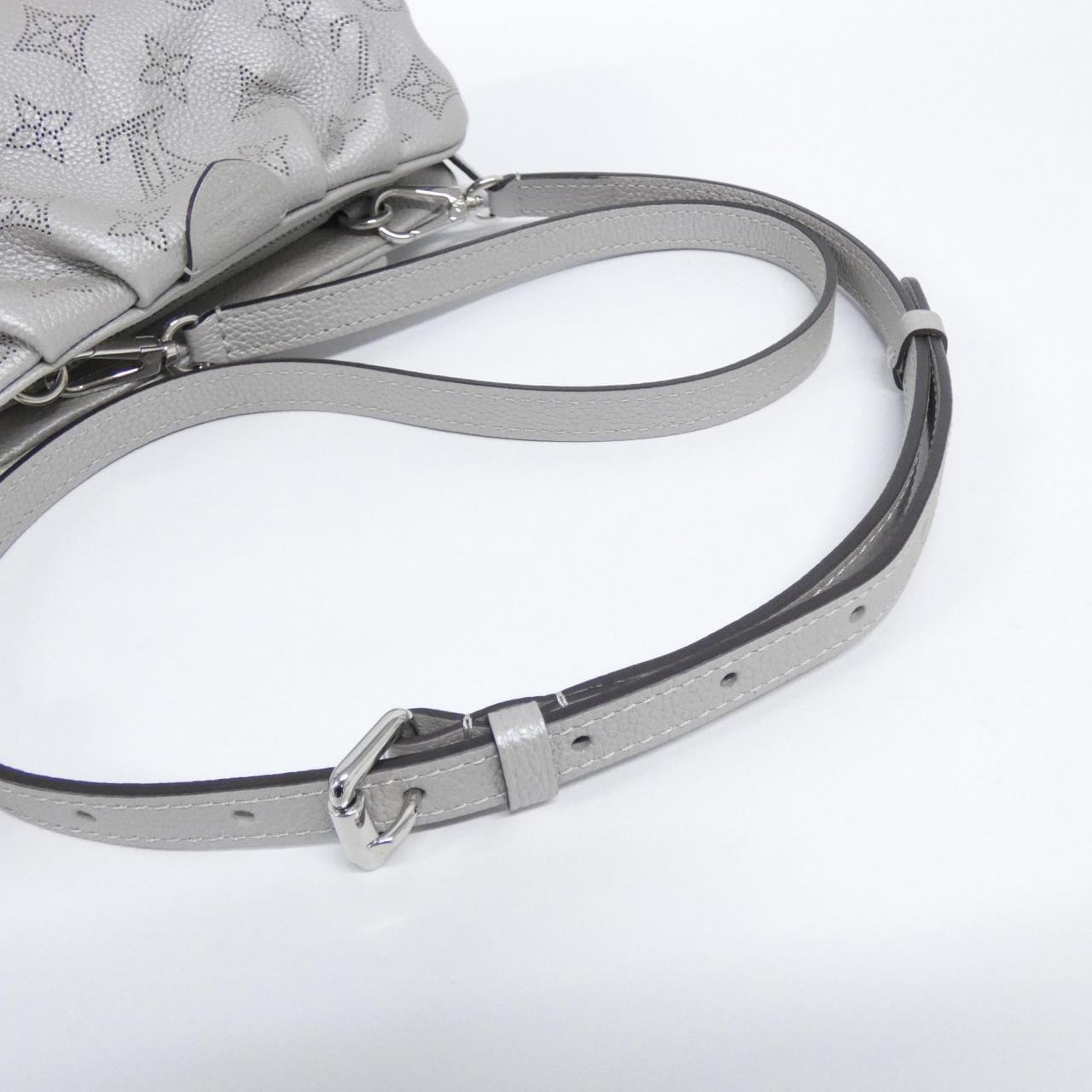 ルイヴィトン マヒナ スカラ ミニ M80904 ショルダーバッグ