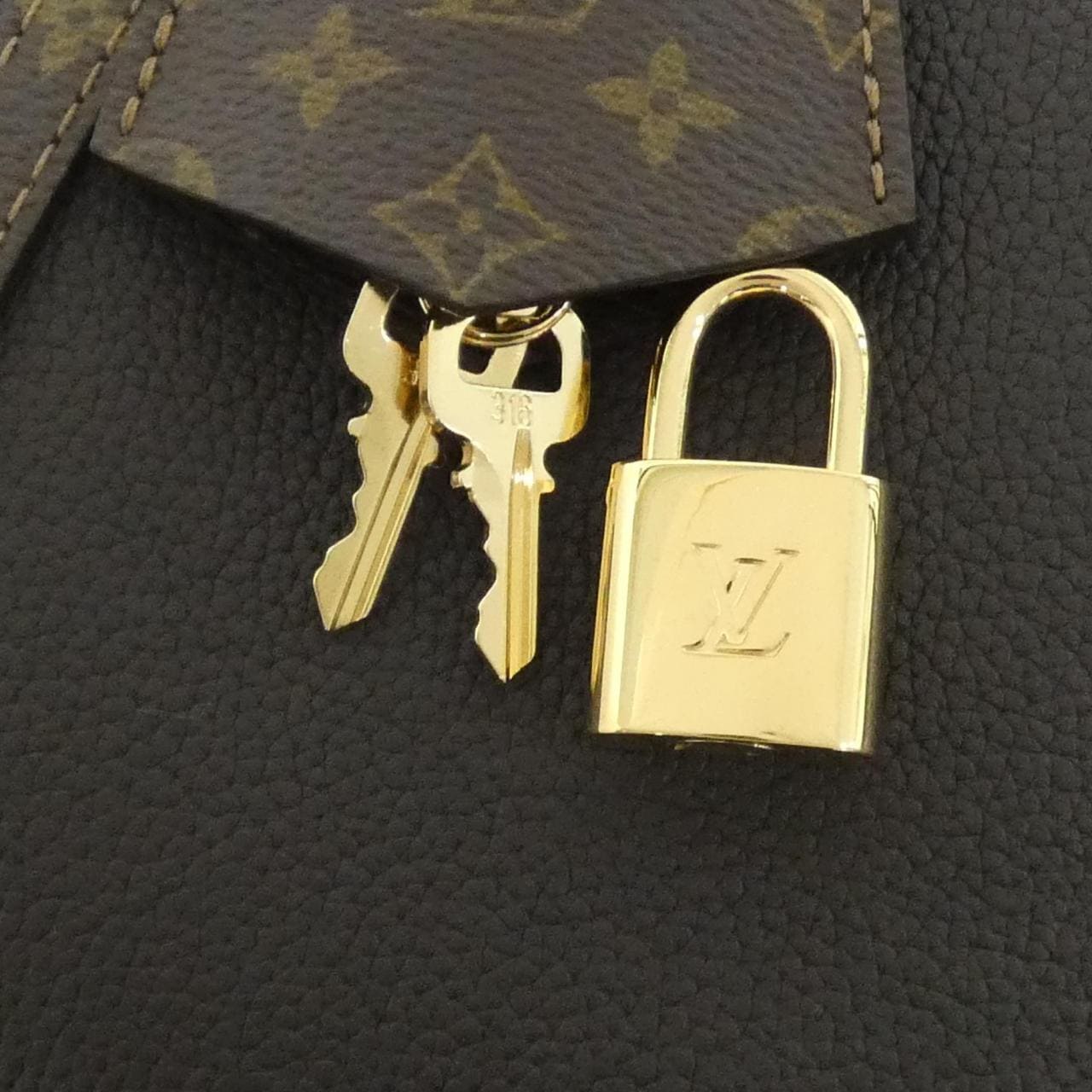 ルイヴィトン エクスプレス M26397 ショルダーバッグ