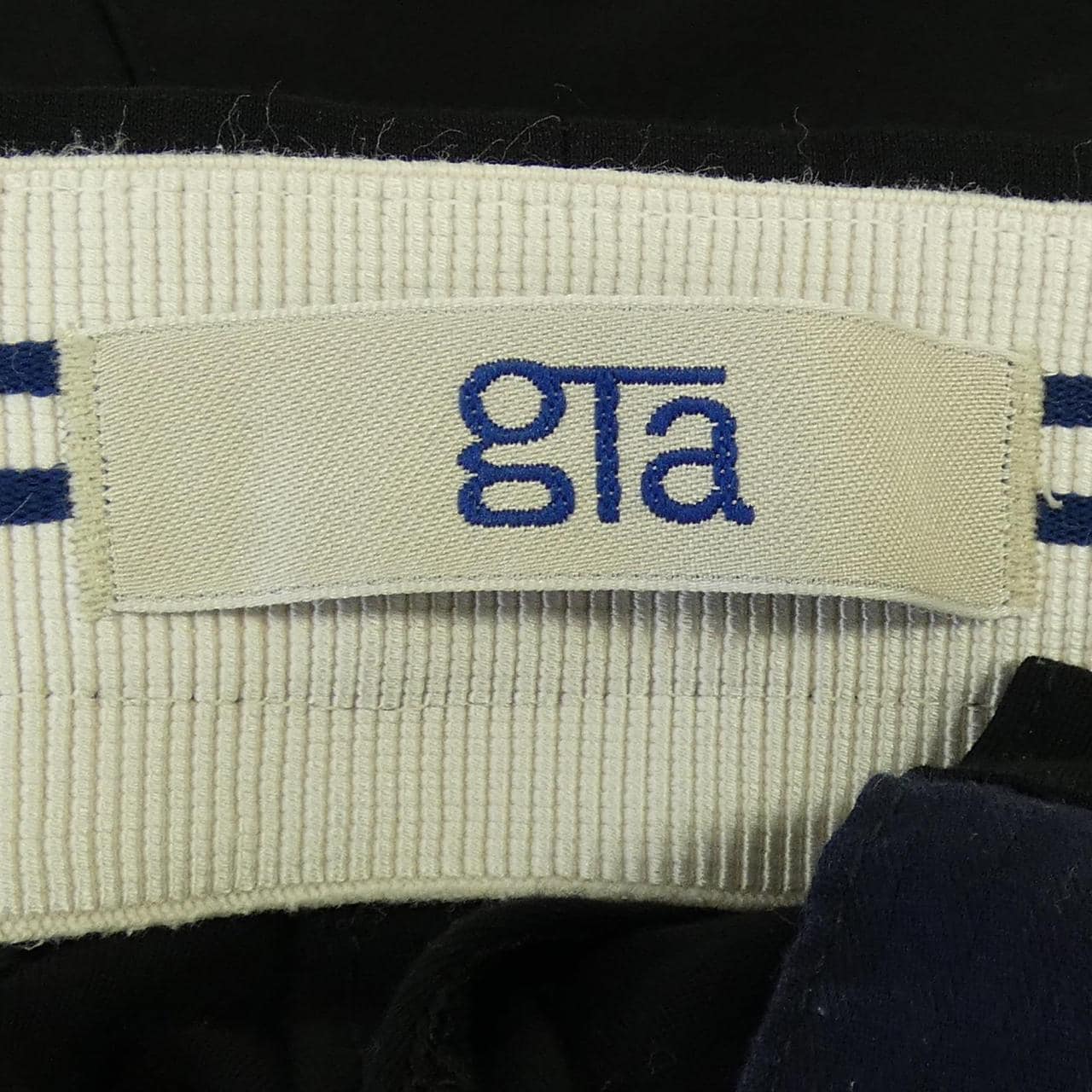 ジーティーアー G.T.A パンツ