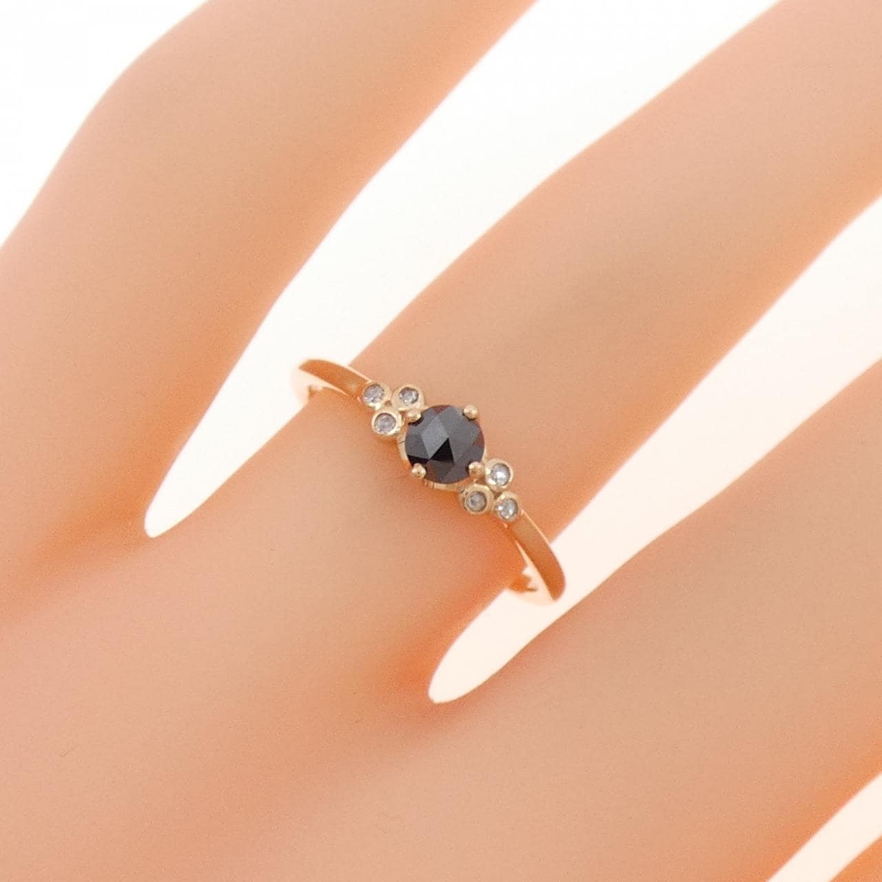 ジーエスティービー ダイヤモンド リング 0.20CT