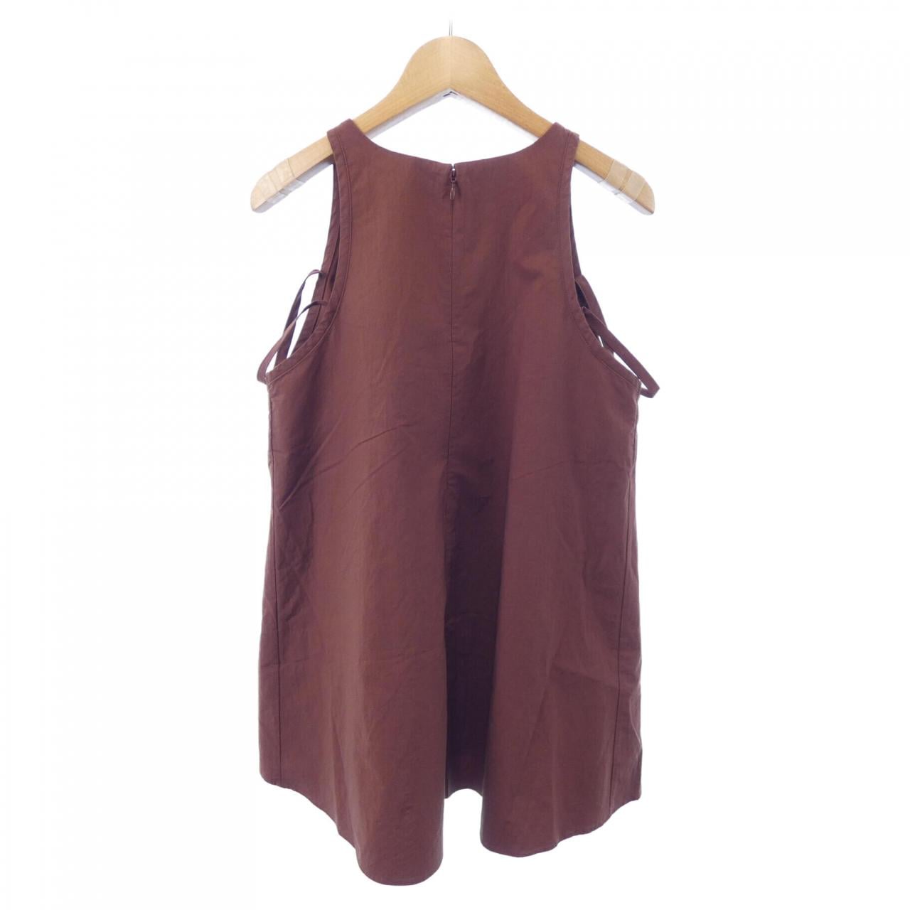 サヤカディヴィス SAYAKADAVIS トップス