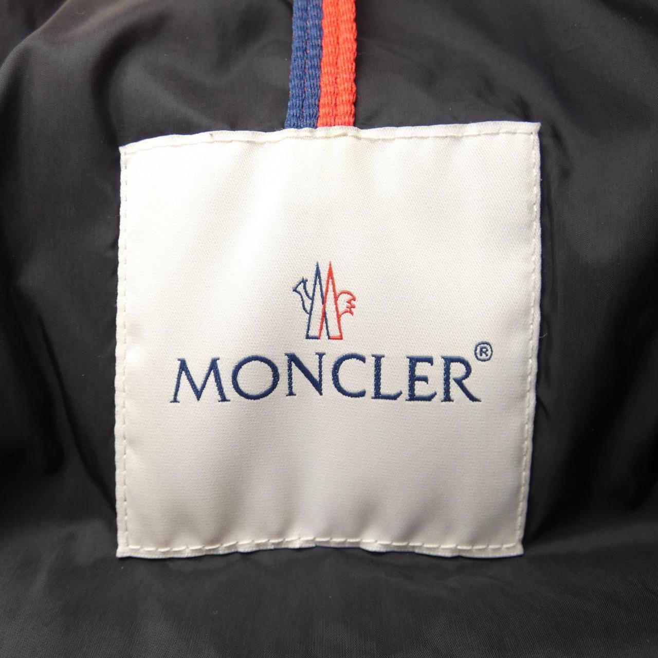 MONCLER Pyrenees 羽绒服