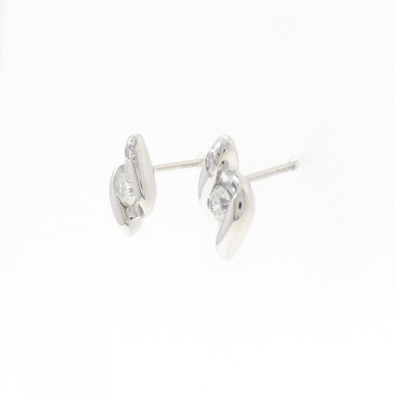 PT900 ダイヤモンド ピアス 0.22CT