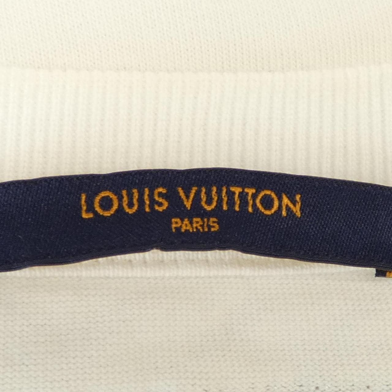ルイヴィトン LOUIS VUITTON LVペンダント エンブロイダリー HIY12WJYH Tシャツ