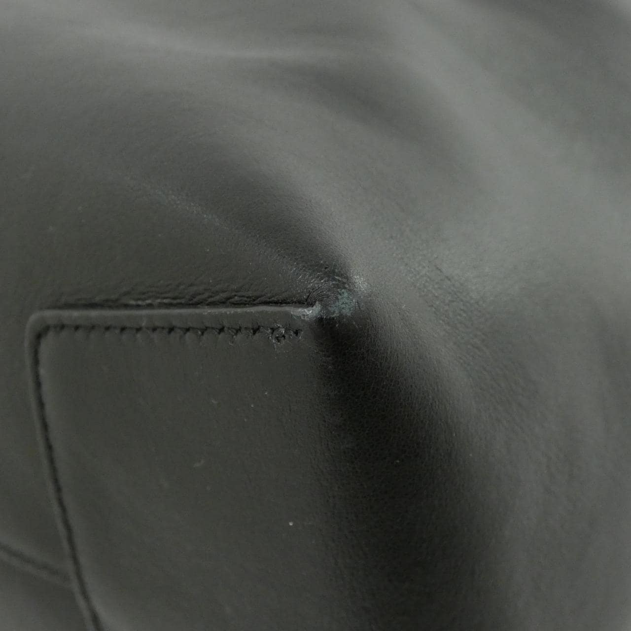 トッズ T CASE ショルダーバッグ