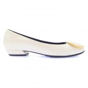 ロジェヴィヴィエ ROGER VIVIER パンプス