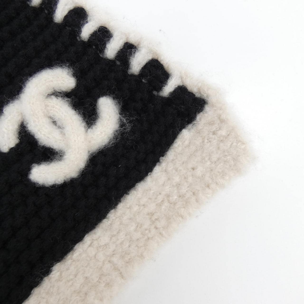 シャネル CHANEL MUFFLER
