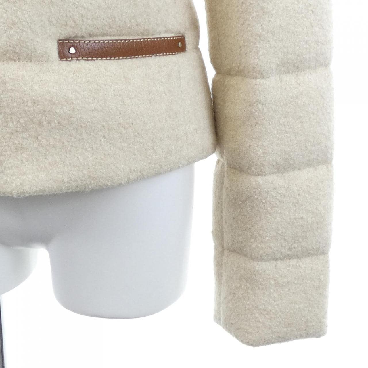 モンクレール MONCLER SERINDE ダウンジャケット