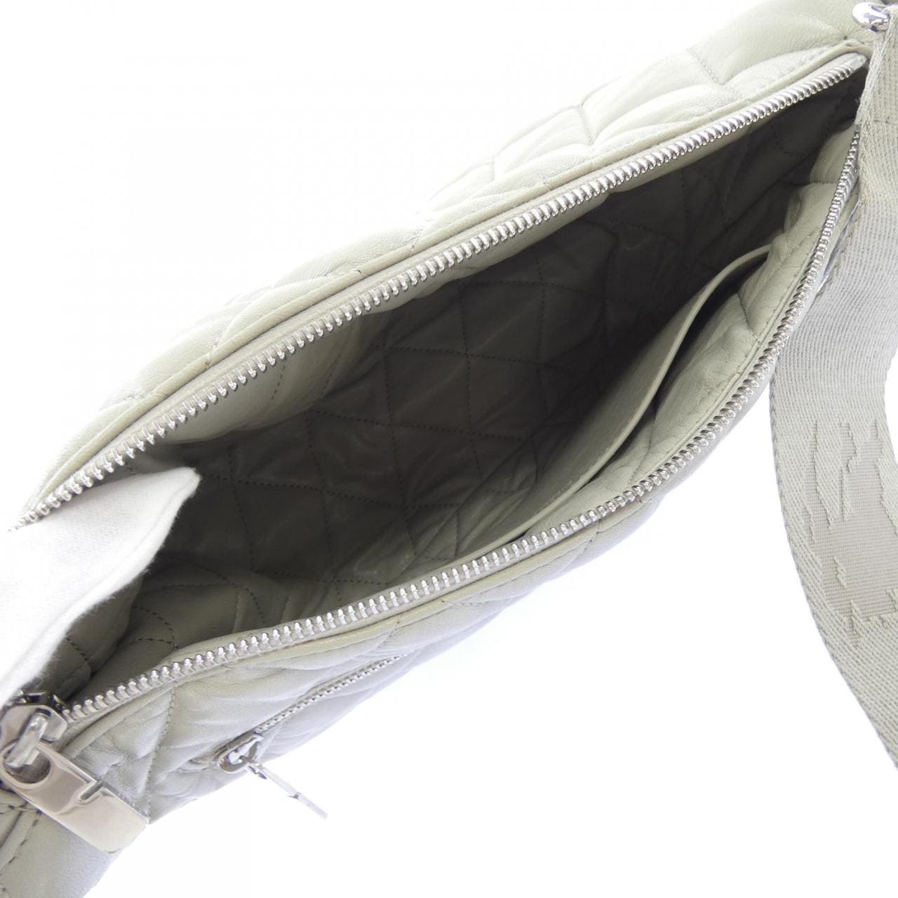 バーバリー BURBERRY SHIELD QUILTED 80874731 BAG