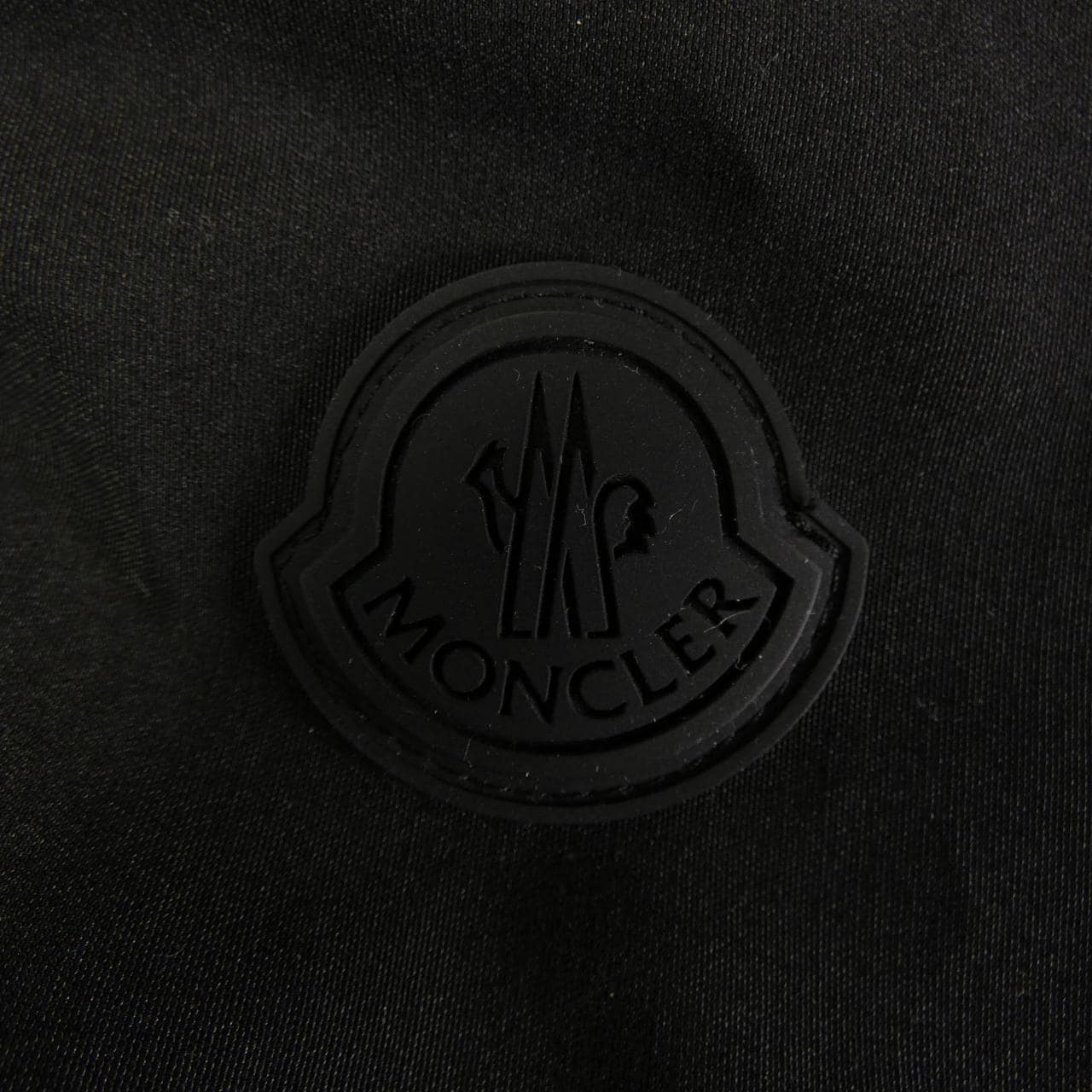 モンクレール MONCLER ダウンジャケット