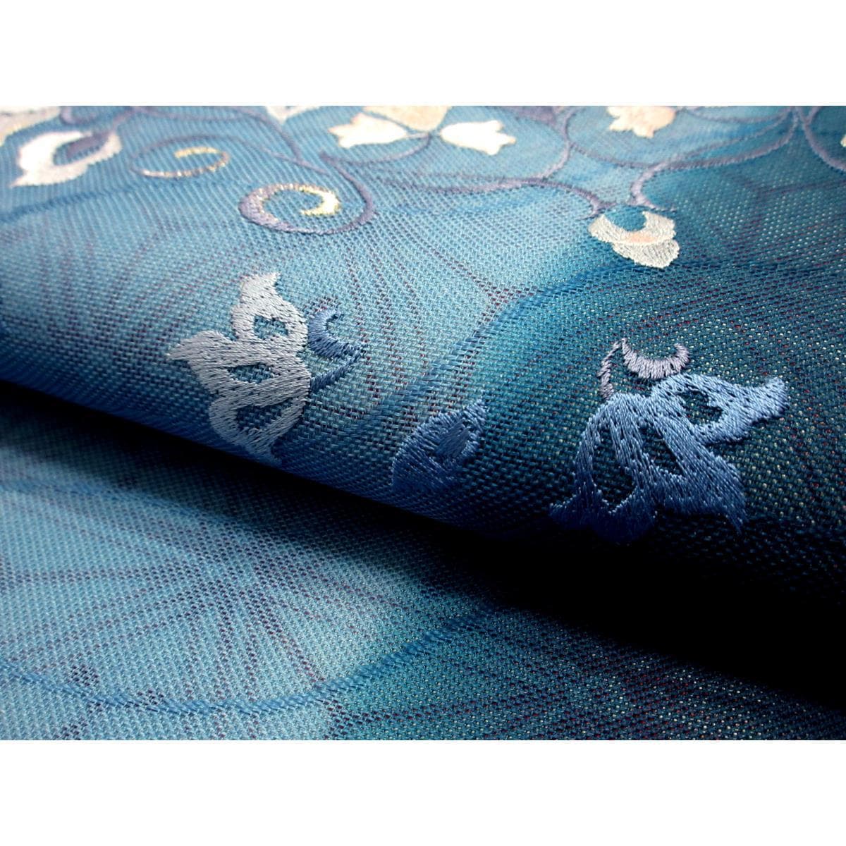 Obi Omoiya Embroidery