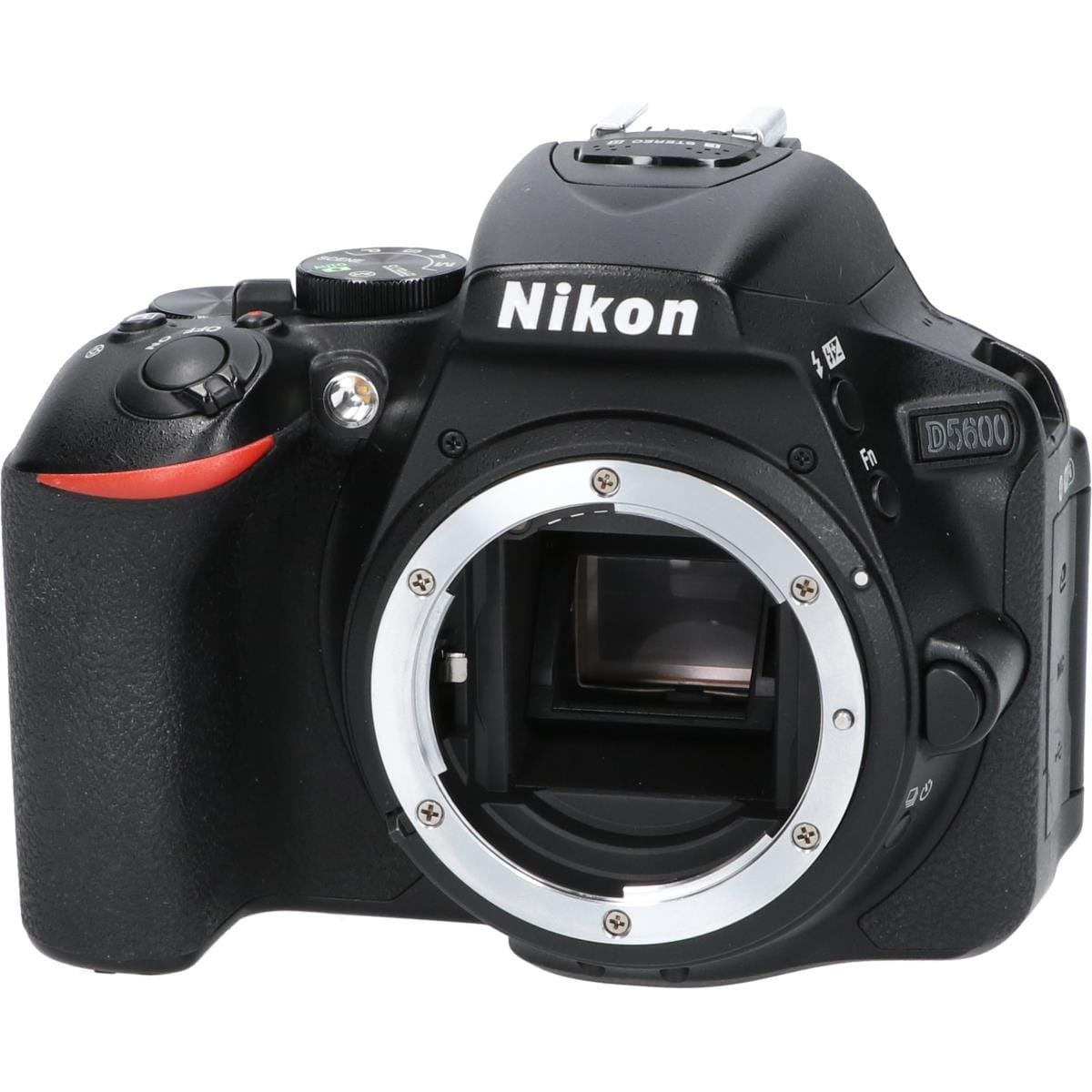 D5600